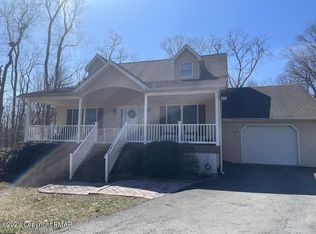 1435 Setzer Rd, Stroudsburg, PA 18360