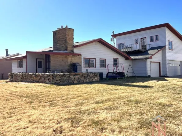 301 S Cox St, Sublette, KS 67877