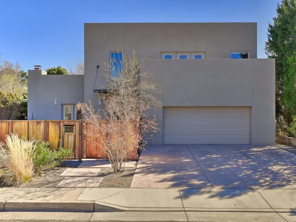 4708 Robin Ave NE, Albuquerque, NM 87110