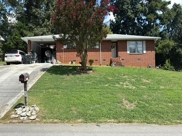 145 Coffman Dr, Fort Oglethorpe, GA 30742