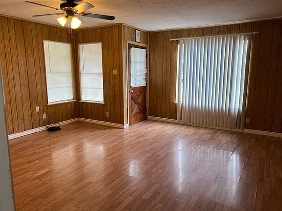 4th image of 107 Nueva Dr