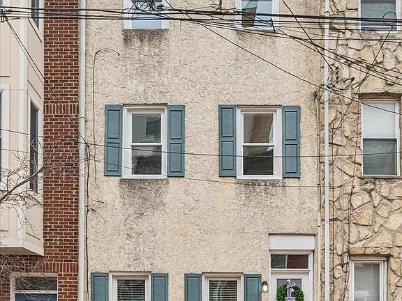 2nd image of 720 S 16th St
