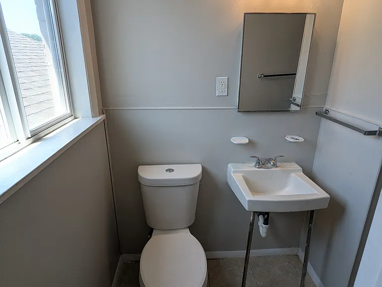 3104 Woodson Rd #7 — Photo 8