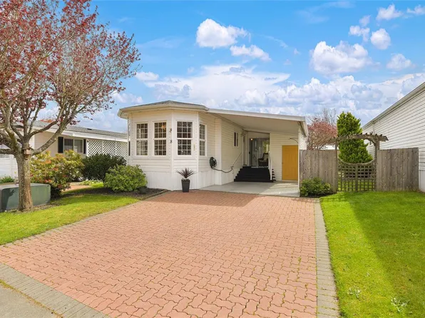 7401 Central Saanich Rd #8, East Saanich 2, BC V8M 2B5