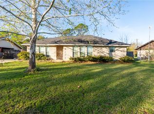 917 N Hull St, Caldwell, TX 77836