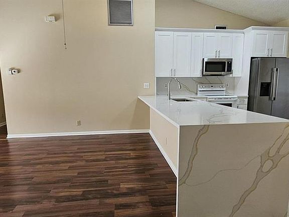 2nd image of 7225 Solandra Ln #1