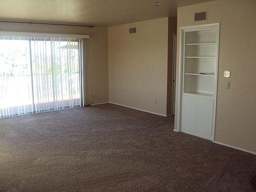 4th image of 8424 Sunrise Ave