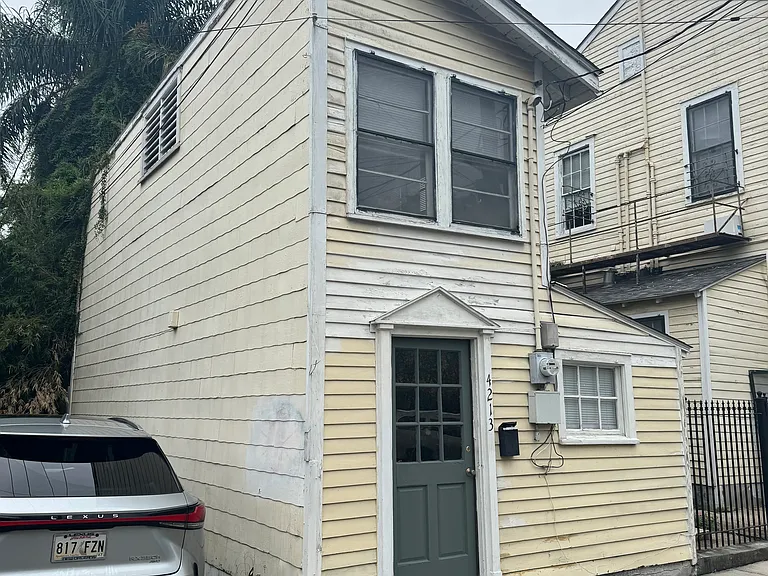 4213 Perrier St — Photo 2