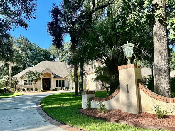 1 Shaftsbury Lane, Hilton Head Island, SC 29926