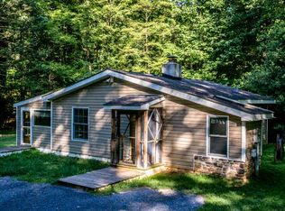 268 Loewner Ln, Hinton, VA 22831