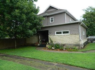 920 Ann St, Winfield, KS 67156