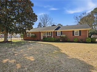 4869 Providence Rd, Virginia Beach, VA 23464