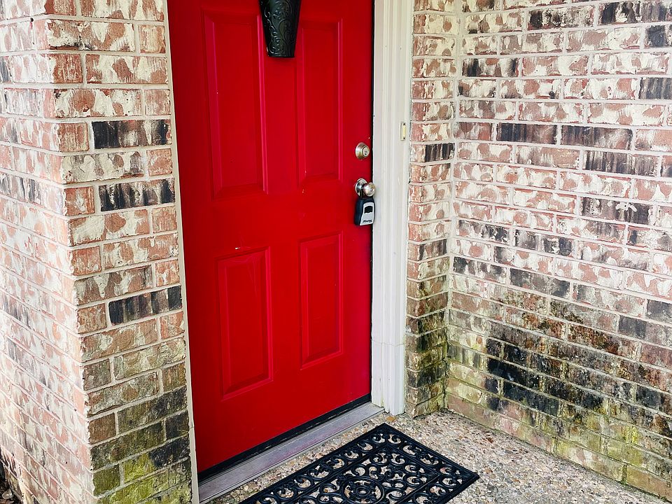 1st image of 16104 Pawnee Dr #2