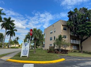 9370 Sunrise Lakes Blvd APT 105, Sunrise, FL 33322