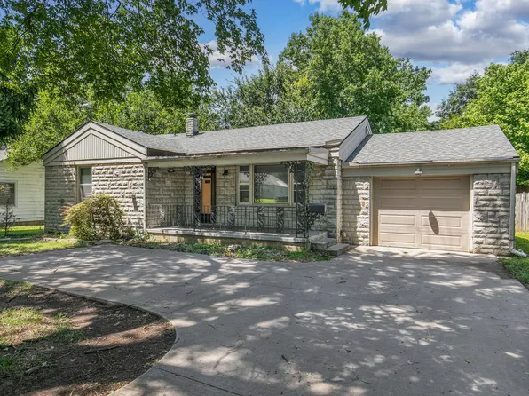 819 E Sunshine Street, Springfield, MO 65807