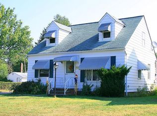 5465 Thomas St, Maple Heights, OH 44137