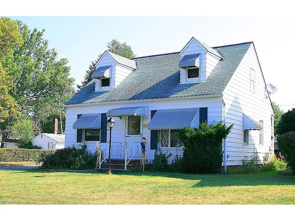 5465 Thomas St photo 1