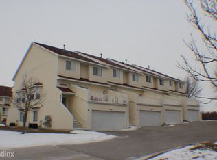 3075 Brittany Ln Nw E, Rochester, MN 55901