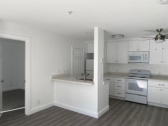 4th image of 2501 W Imola Ave #207