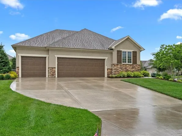12052 W 138th Ct, Overland Park, KS 66221