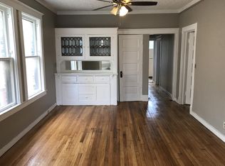 267 Douglas Ave #2, Elgin, IL 60120