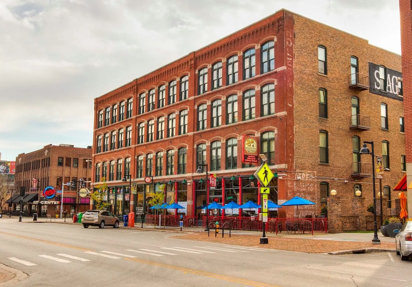 Court Ave Lofts — Photo 2