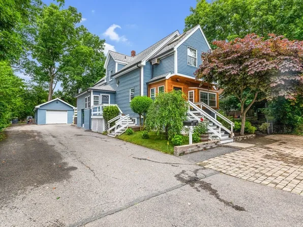 27 Glendon St, Avon, MA 02322