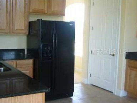 3rd image of 38952 Harborwoods Pl