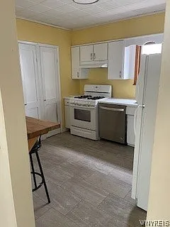 2 bed, 1.0 bath, 1100 sqft, $1,600 — Photo 4