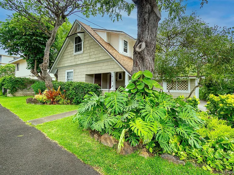 1615 Makiki St — Photo 1