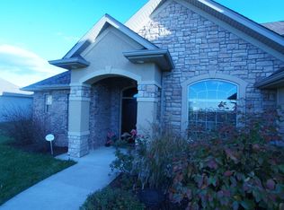 3302 Longfords Mill Dr, Columbia, MO 65203