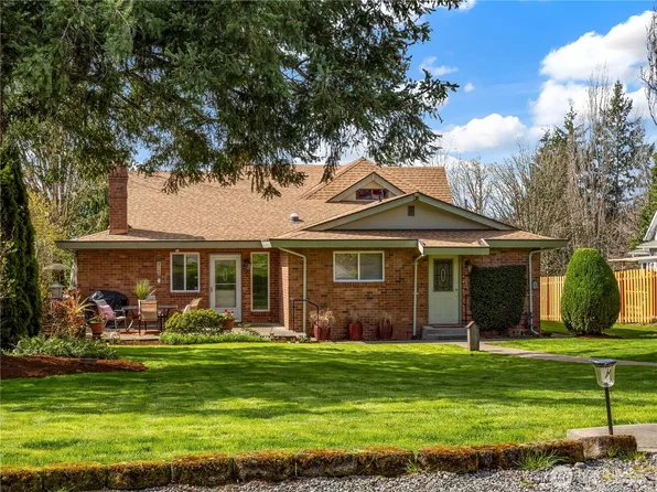 915 Milton Way, Milton, WA 98354