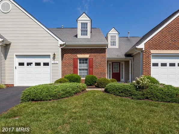 11210 Silversmith Ln, Fredericksburg, VA 22407