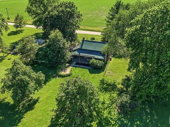 1546 N 175 East Rd, Pawnee, IL 62558
