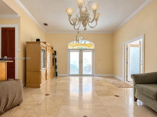7345 N Augusta Dr #1, Hialeah, FL 33015