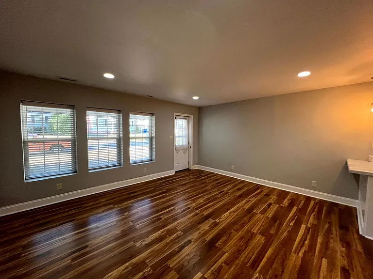 223 Judd St — Photo 10