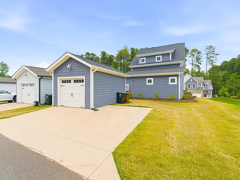 4003 Nairn Dr — Photo 14