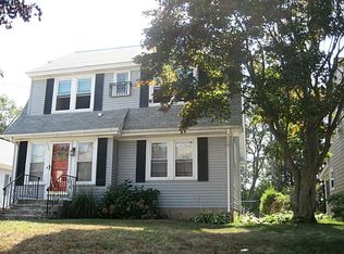 134 Lyndon Rd, Cranston, RI 02905