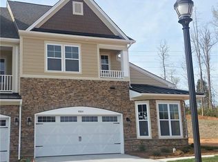 4133 La Crema La Crema Dr #450, Charlotte, NC 28214