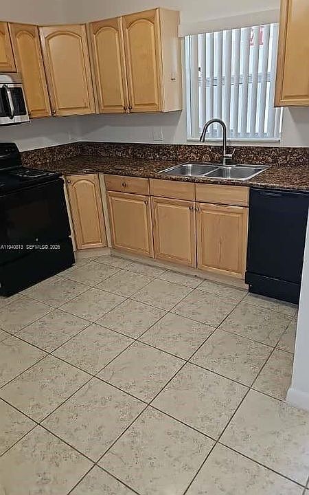 1st image of 3167 Auburn Blvd APT 203