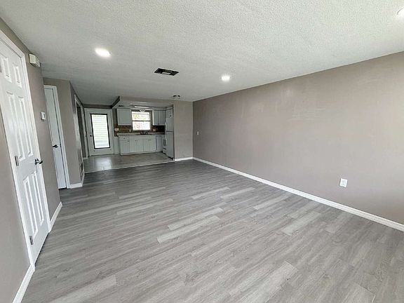 5th image of 5342 Cedar Ln