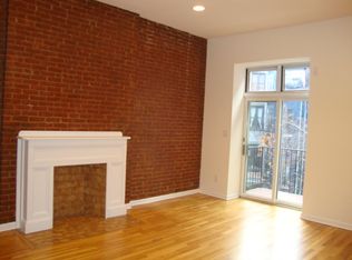 126 W 75th St APT 2, New York, NY 10023