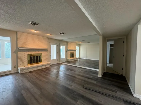 4 Port Holiday Drive - Unit D -, Kimberling City, MO 65686