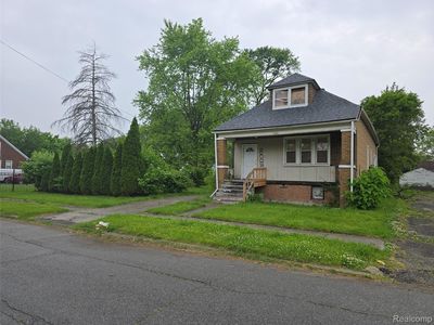 8085 Warwick St, Detroit, MI, 48228