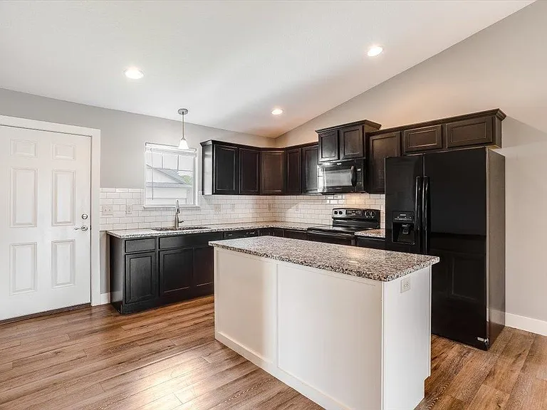12809 E Zimmerly St #A — Photo 12