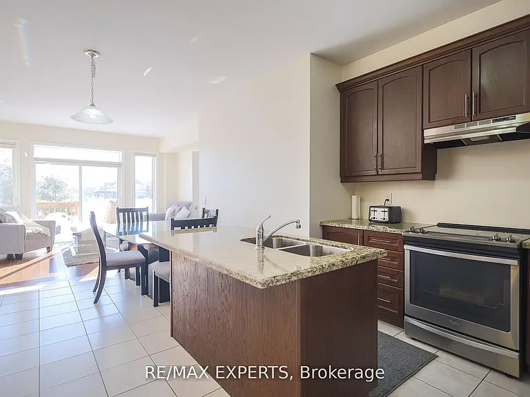 27 Hogan Manor Dr — Photo 13