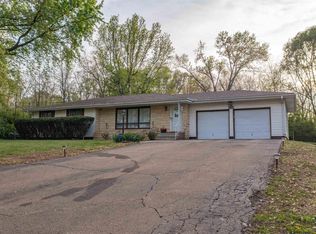 3607 NW Rochester Rd, Topeka, KS 66617