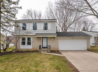 285 Winchester St, South Lyon, MI 48178