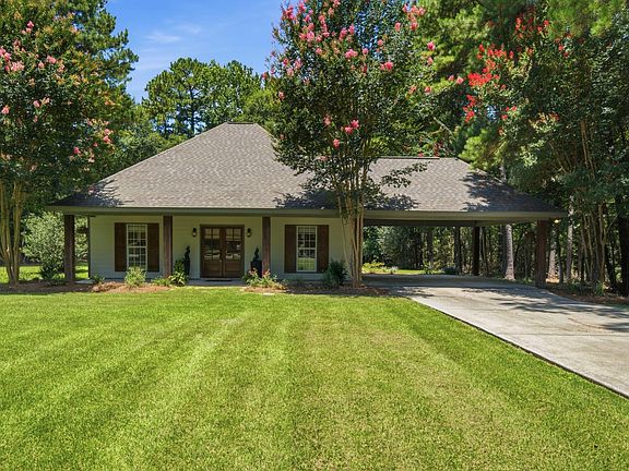 2nd image of 301 Warren Lott Rd