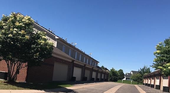 2 car garage w/storage. Convenient trash removal from alleyw